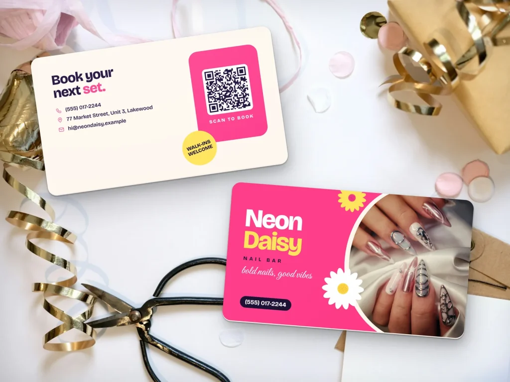 Business card tiệm nail với tên ngắn, logo rõ