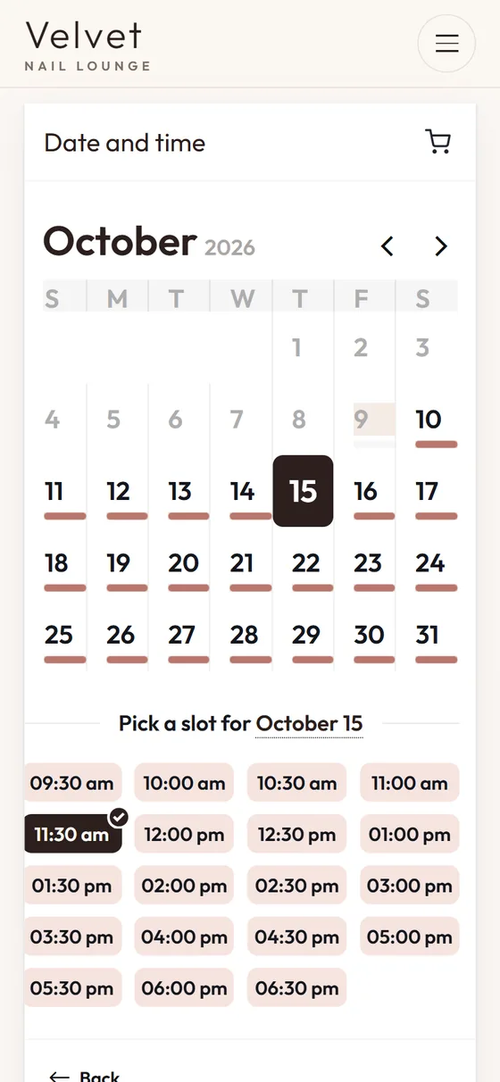 Online booking on a nail salon website: picking an open day and time