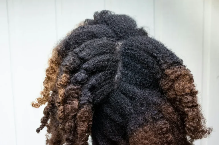 Natural curls with copper ends