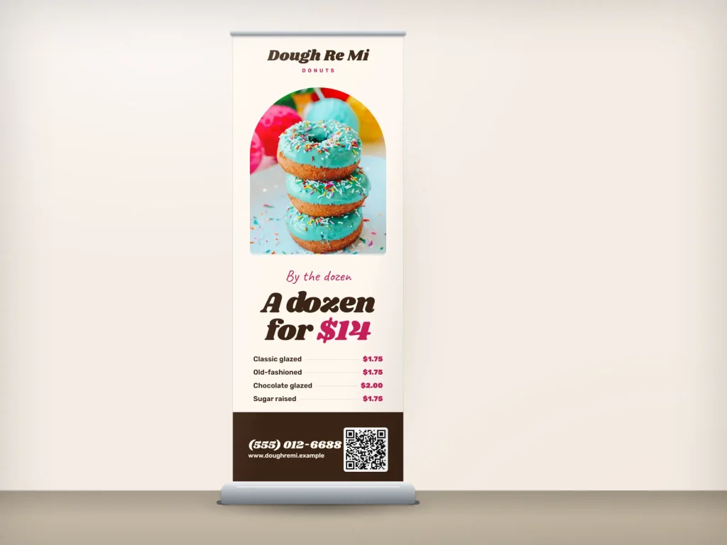 Mẫu standee cuốn RU-11 cho tiệm bánh và café: Dough Re Mi, ảnh chồng donut phủ men xanh trong khung vòm