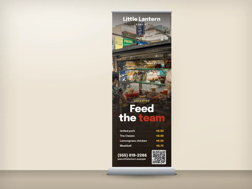 Mẫu standee cuốn RU-16 cho nhà hàng: Little Lantern, ảnh lớn xe bánh mì, nhận đặt tiệc